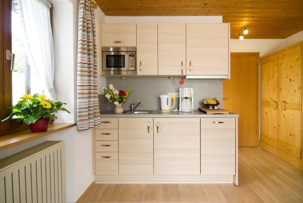 Haus Christl Reit Im Winkl, Kostenloser Parkplatz, 5 Minuten Zum Ortszentrum, Ruhige Lage, Wlan Номер фото